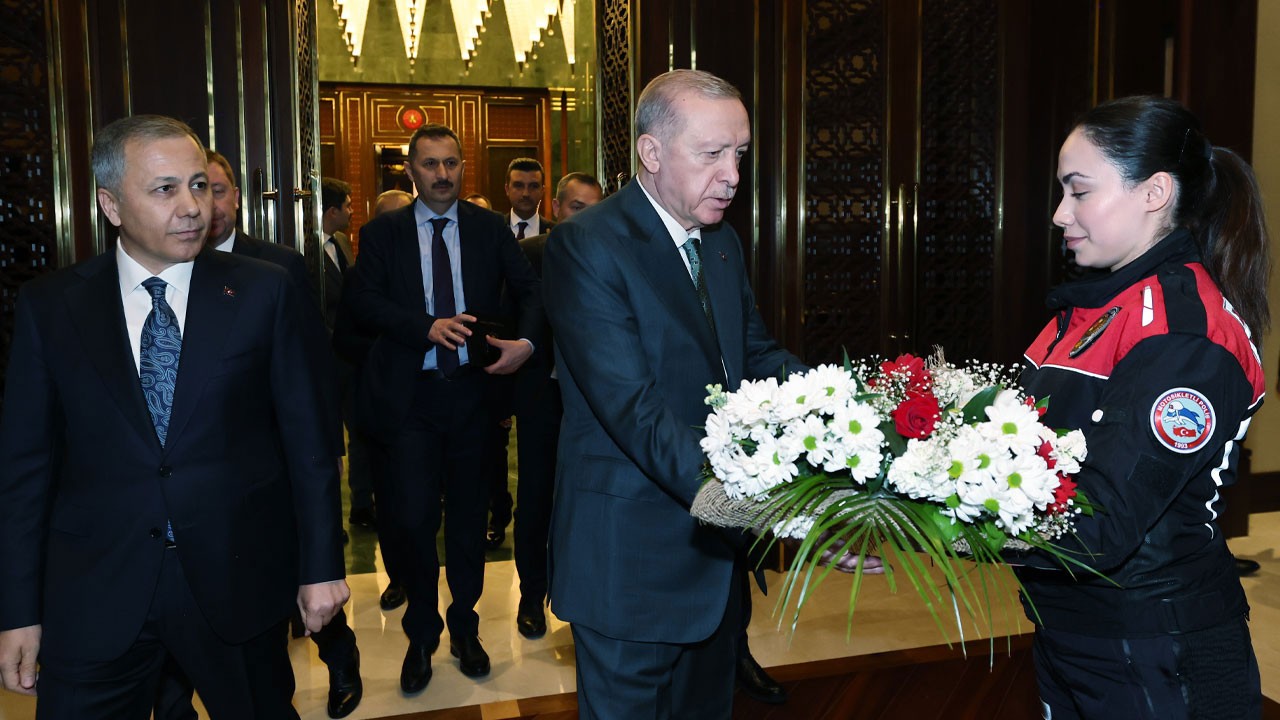 Cumhurbaşkanı Erdoğan’dan 180. Yıl mesajı! Polis teşkilatını kabul etti