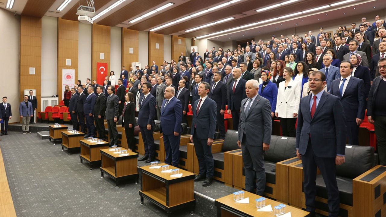 Ankara Adliyesi’nde “hakim ve savcı yardımcılığı” toplantısı!