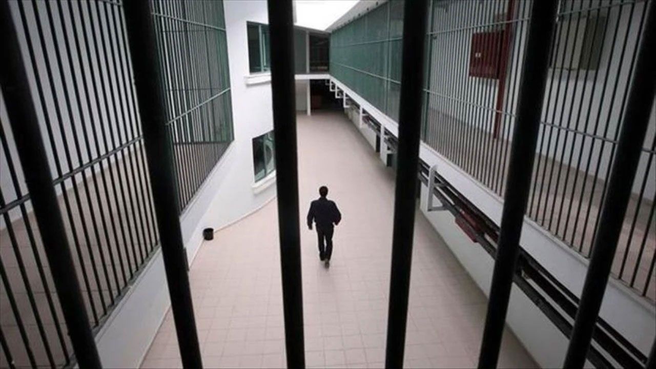 Foça’da umut üreten cezaevi: Hükümlüler geleceğe bu atölyelerde hazırlanıyor! - Resim: 1