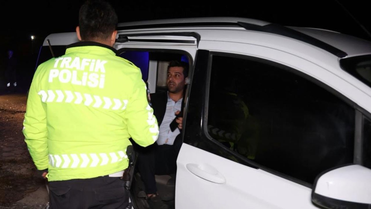 Polisler kovaladı, promil konuştu: 'Bir şey yok abi'