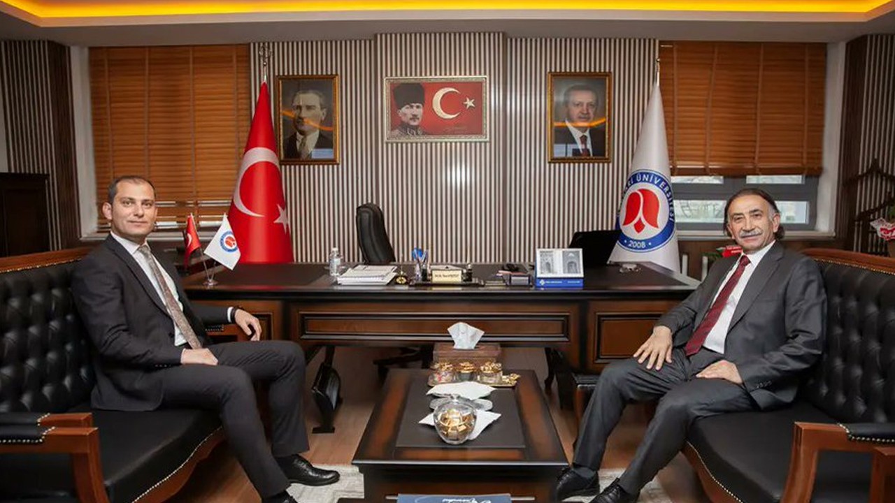 Başsavcı Ünlüsoy'dan rektöre iade-i ziyaret