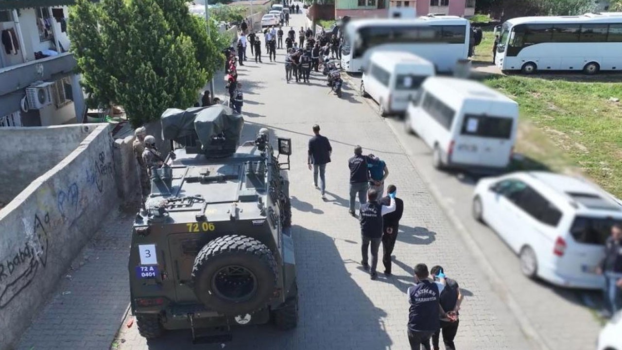 Zehir tacirlerine büyük darbe: 15 adrese eş zamanlı baskın