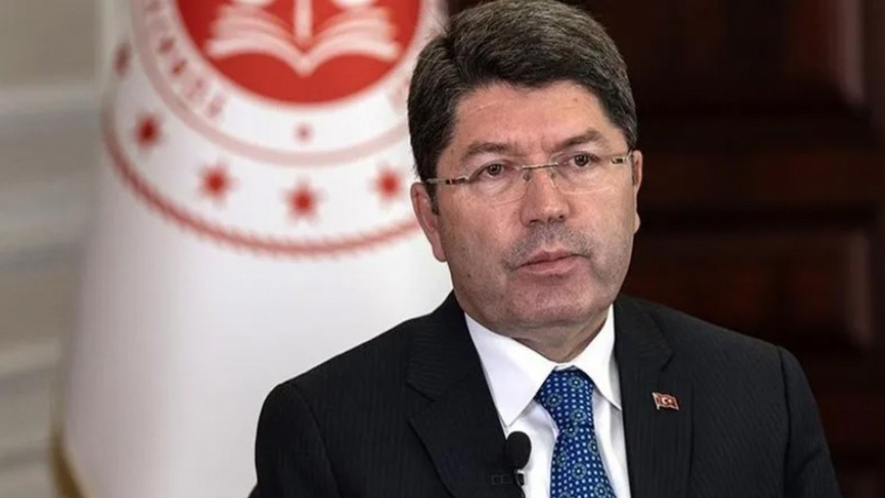 Terör örgütü PKK silah bıraktı! Bakan Tunç'tan 'Fesih' açıklaması