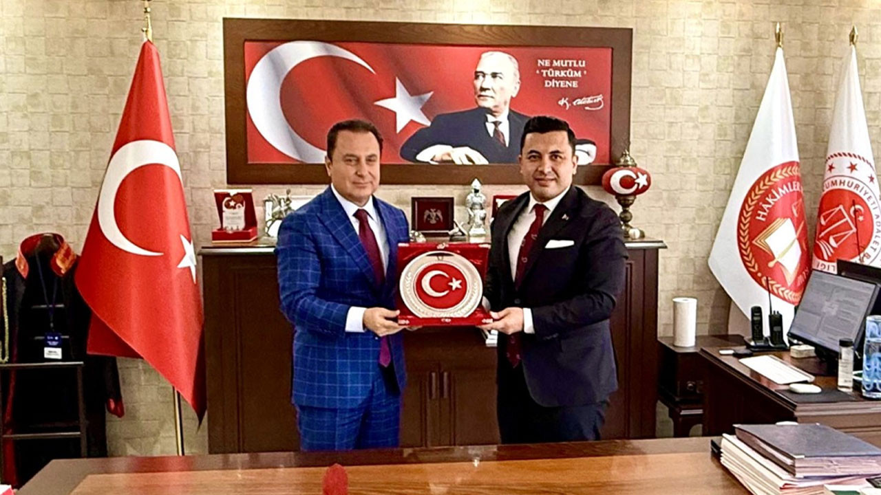 Kaymakam Bozdemir, Başsavcı Çatlı’yla vedalaştı