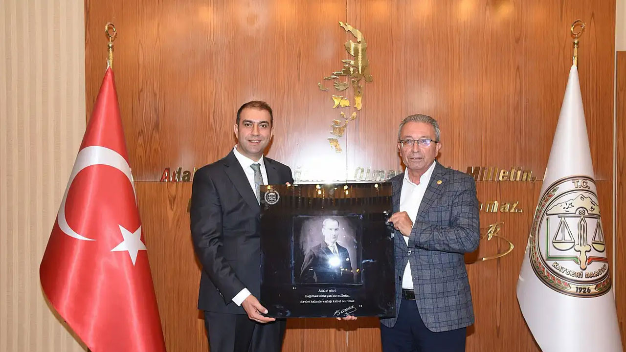 Baro’dan Başsavcı Altıntaş’a anlamlı veda hediyesi