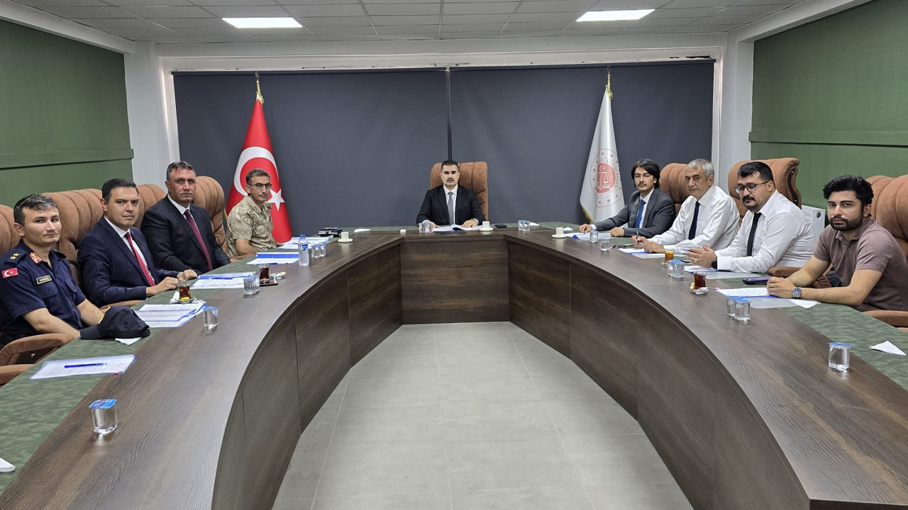 Iğdır'da cezaevi güvenlik ve koordinasyon toplantısı! Başsavcı Meriç Dede başkanlık etti