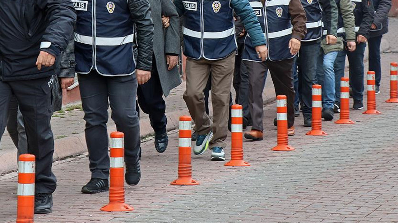 FETÖ'nün adaletteki yapılanmasına operasyon!