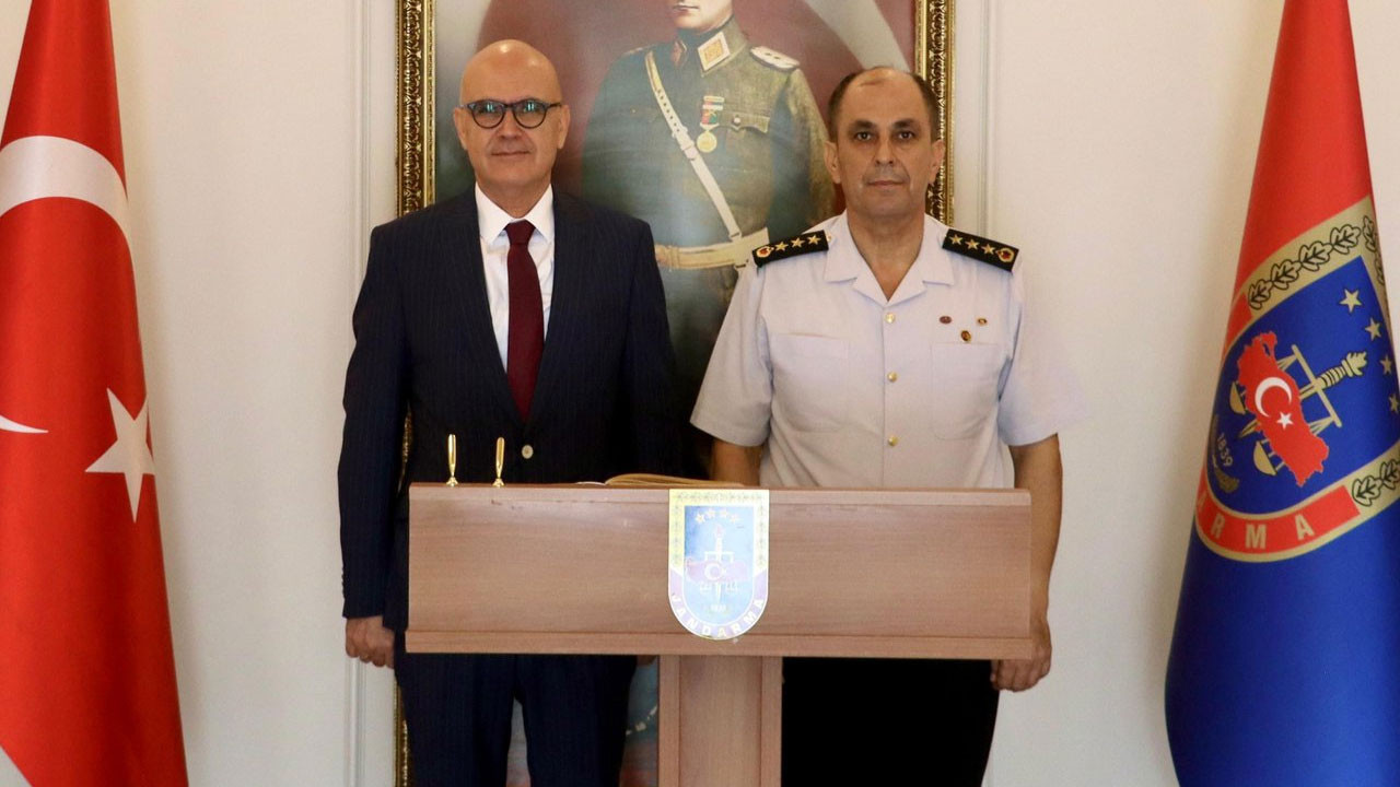 Aydın Başsavcısı Tekin, Albay Aldemir’i uğurladı!