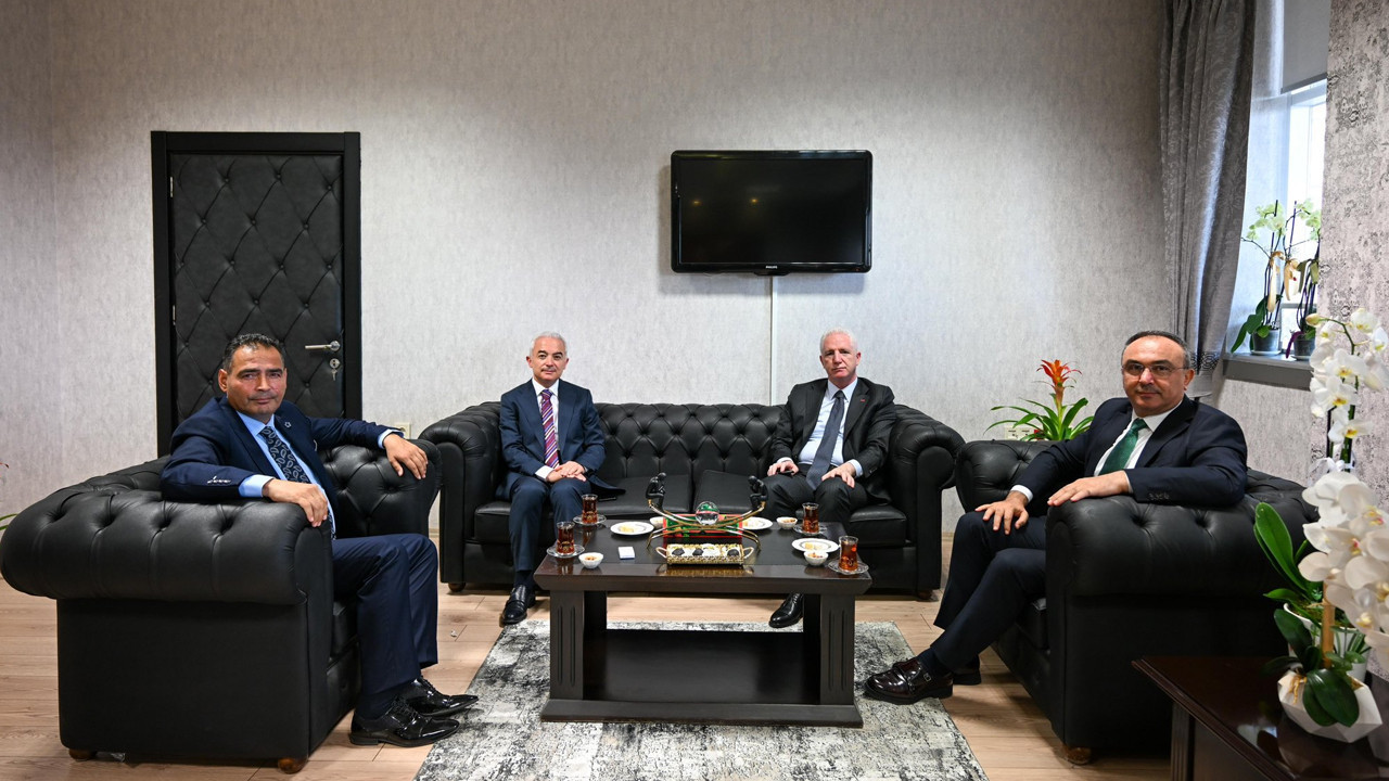 İstanbul Valisi Gül'den o ilin başsavcısına hayırlı olsun ziyareti