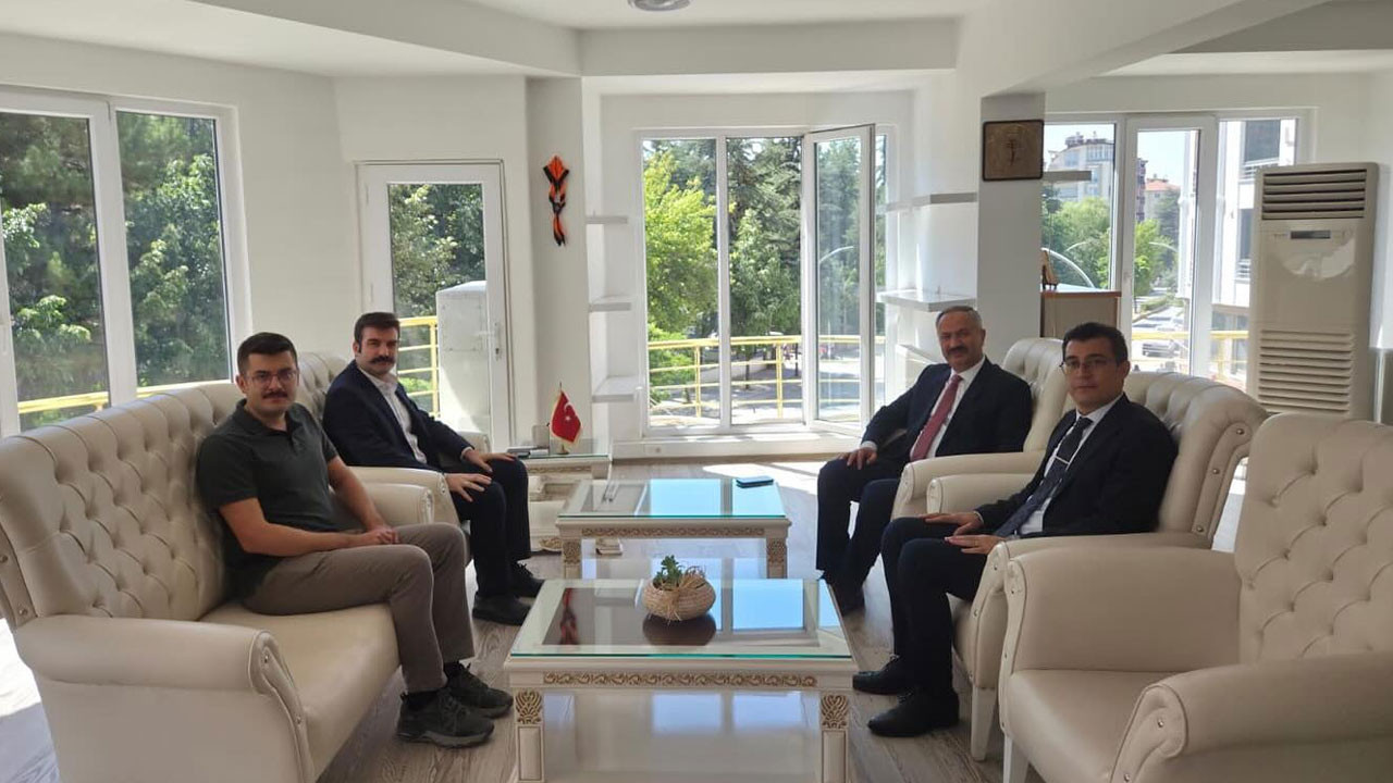 AYM Üyesi Akçil ve Başsavcı Köroğlu’ndan Kaymakam ve Belediye Başkanına ziyaret