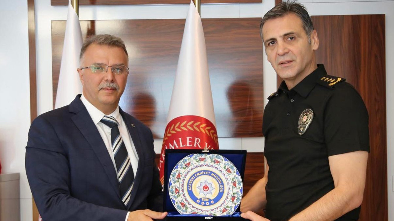 Kayseri İl Emniyet Müdürü'nden BAM'a nezaket ziyareti! Hediye takdiminde bulundu