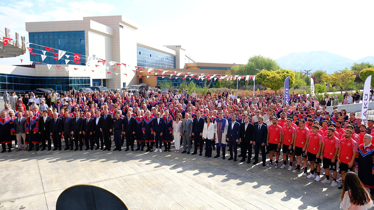 Vali Bilgihan ve Başsavcı Ünlüsoy, akademik yıl açılışına katıldı