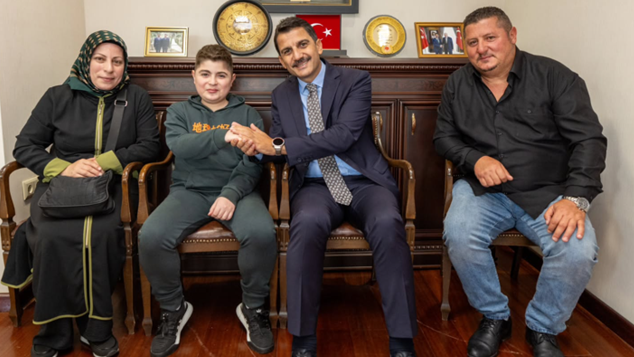 Turan Kuloğlu'ndan DMD hastası Harun’a destek!