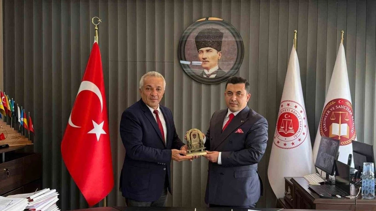 Anamur Başsavcısı Çatlı, jandarma şehit aileleriyle bir araya geldi!