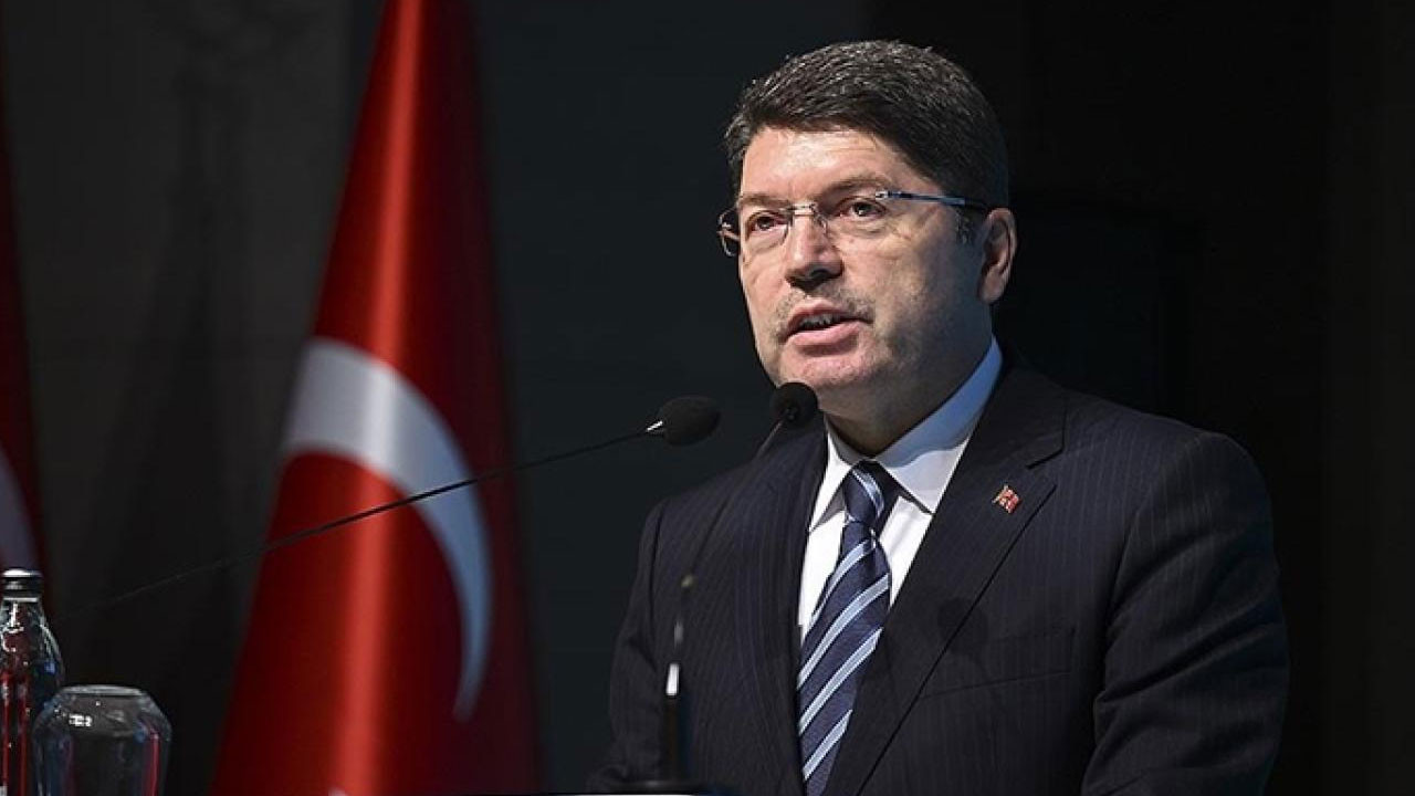 Bakan Tunç'tan 29 Ekim mesajı! "Cumhuriyetimizin 102. yılı kutlu olsun"