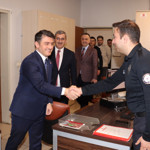 Başsavcı Dönmez'den adliye karakoluna ziyaret