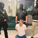 Kırmızı bültenle aranan şüpheli MİT ve emniyetin operasyonuyla yakalandı