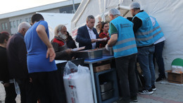 İzmir Cumhuriyet Başsavcılığı'ndan örnek proje: Yükümlülerden 2 bin kişiye iftar