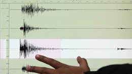 Depremde hayatta kalmanın şifrelerinden biri: Yaşam üçgeni! Deprem anında bu pozisyon hayat kurtarıyor!