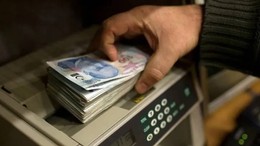Prim gününüz yetmiyorsa bu haber sizin için! SGK'dan nakit prim iadesi başladı: Hemen başvurun!