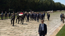 Bakan Tunç başkanlık ediyor! Yeni HSK üyelerinin ilk ziyareti Ata'ya