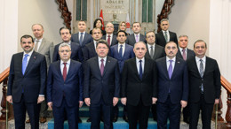 Bakan Tunç, Azerbaycan heyeti ile görüştü!