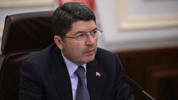 Bakan Tunç'tan CHP İstanbul İl Kongresi'nin iptaline ilişkin paylaşım