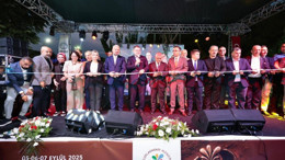 Uluslararası Menemen Çömlek Festivali’ne görkemli açılış! Başsavcı Kaçar da katıldı