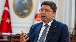 Bakan Yılmaz Tunç'tan geçmiş olsun mesajı! Sağlıklarına kavuşma temennisinde bulundu