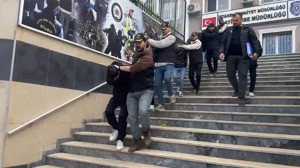 Banka görevlisiyim yalanıyla 6 milyon lira çaldılar