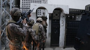 İzmir’de terör örgütü DEAŞ'a operasyon: 13 kişi yakalandı
