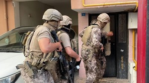 FETÖ’nün öğrenci yapılanmasına darbe: 4 ilde operasyon