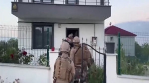 'Finans evleri' çökertildi! Yasa dışı bahis operasyonu