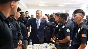 Bakan Yerlikaya'dan Polis Akademisi'ne ziyeret