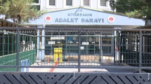 Mahkeme şiddet uyguladığı eve göndermişti… Garip karardan dönüldü