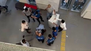 Bankada şube müdürüne bıçak çeken saldırgan tutuklandı