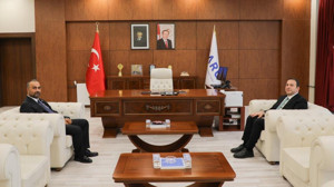 Başsavcı Şahin'den Rektör Akkaya'ya ziyaret! 'Hayırlı olsun' dileklerinde bulundu