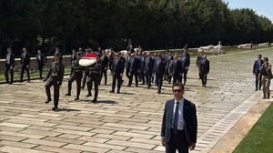 Bakan Tunç başkanlık ediyor! Yeni HSK üyelerinin ilk ziyareti Ata'ya