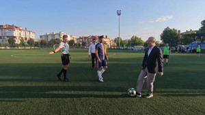 Konya Adliyesinde futbol turnuvası! Başlama vuruşunu Başsavcı İnal yaptı