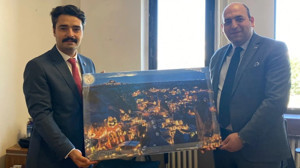 Ankara Batı Cumhuriyet Başsavcı Vekilliğine atanmıştı! Savcı Yapar'a hediyeli uğurlama