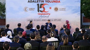 15 Temmuz söyleşisinde tecrübelerini paylaştı! Bakan Tunç anlattı, geleceğin hakim ve savcıları dinledi