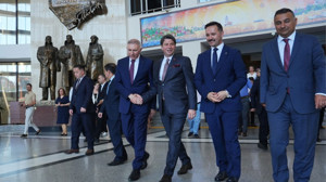 Bakırköy Adliyesi’nde Başsavcı Vekillerine veda! Başsavcı Gümüş’ten hediye takdimi