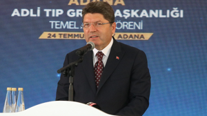 Bakan Tunç, Adana'daki temel atma töreninde konuştu! "Adalet sarayı sayısı 78’den 382'ye çıktı"