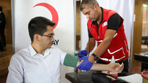 Adalet Akademisi’nden Kızılay’a anlamlı destek