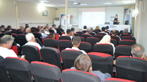 Bursa’da “Ailenin Önemi” seminerinde aile ve çocuklara yönelik ortak proje hazırlığı