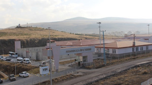 Ardahan Cezaevinin çatıları onarılacak! Başsavcılık koordine edecek