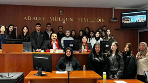 Lise öğrencilerine 'yargı' aşısı! Başsavcı Akın anlattı, onlar dinledi