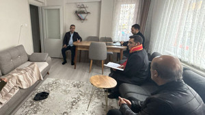 Miras davasında örnek uygulama! Yatalak hastanın evi adliye oldu