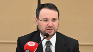 Adalet Bakanı Akın Gürlek gençlerle buluştu