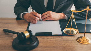 Bakan Gürlek'ten reklam yasağı tepkisi: Avukatlar reklam yapamaz kaliteli bir meslek olsun istiyoruz